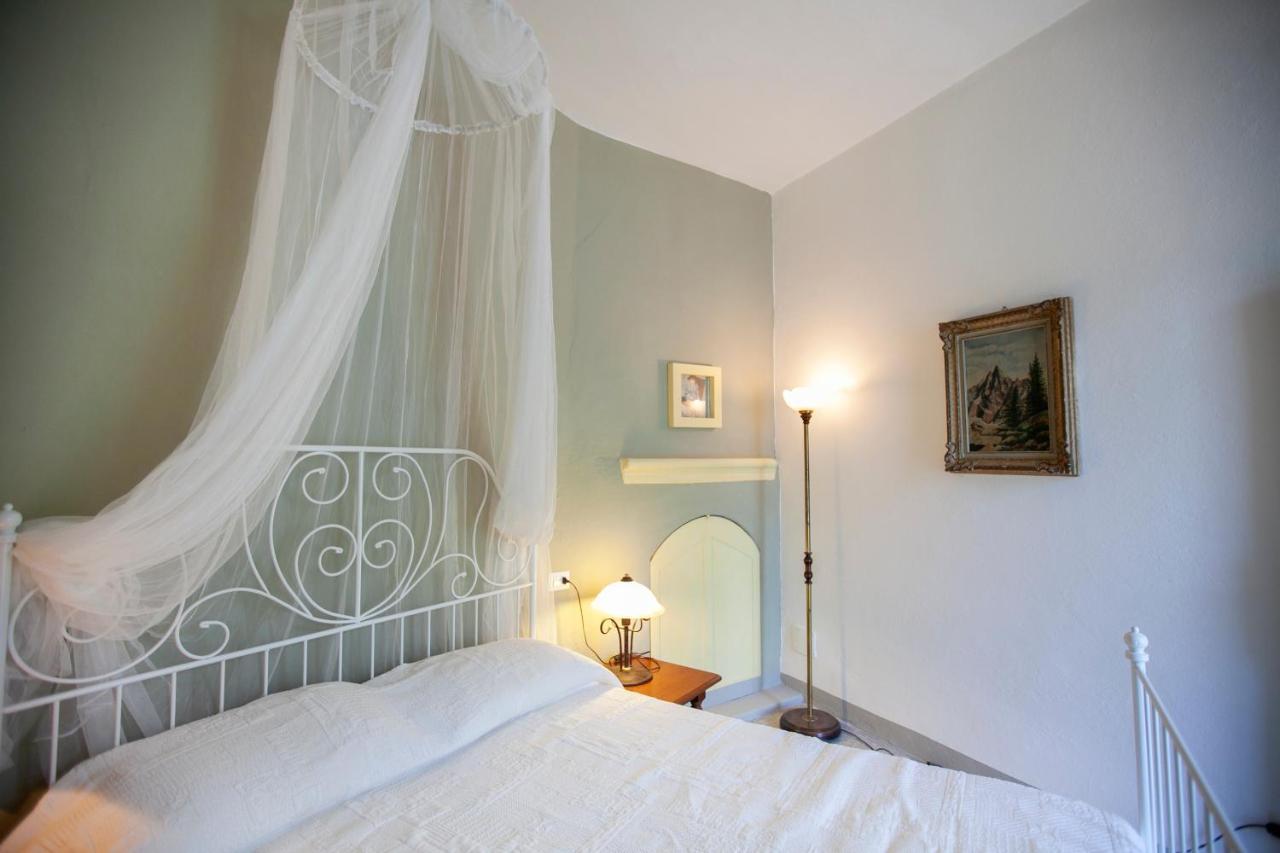 Al Porticciolo Apartment Несо Екстериор снимка
